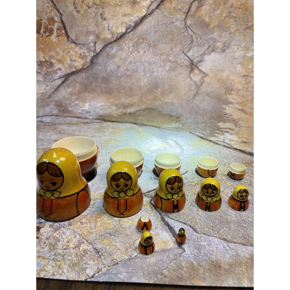 USSR Vintage Nesting Dolls Set of 7